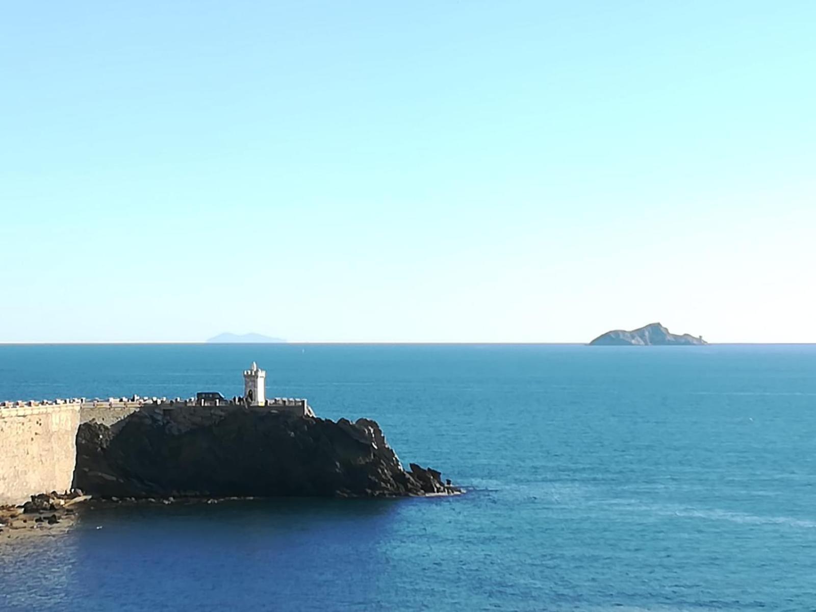 Appartamento A casa di Berna e Tere Venturina Terme Esterno foto