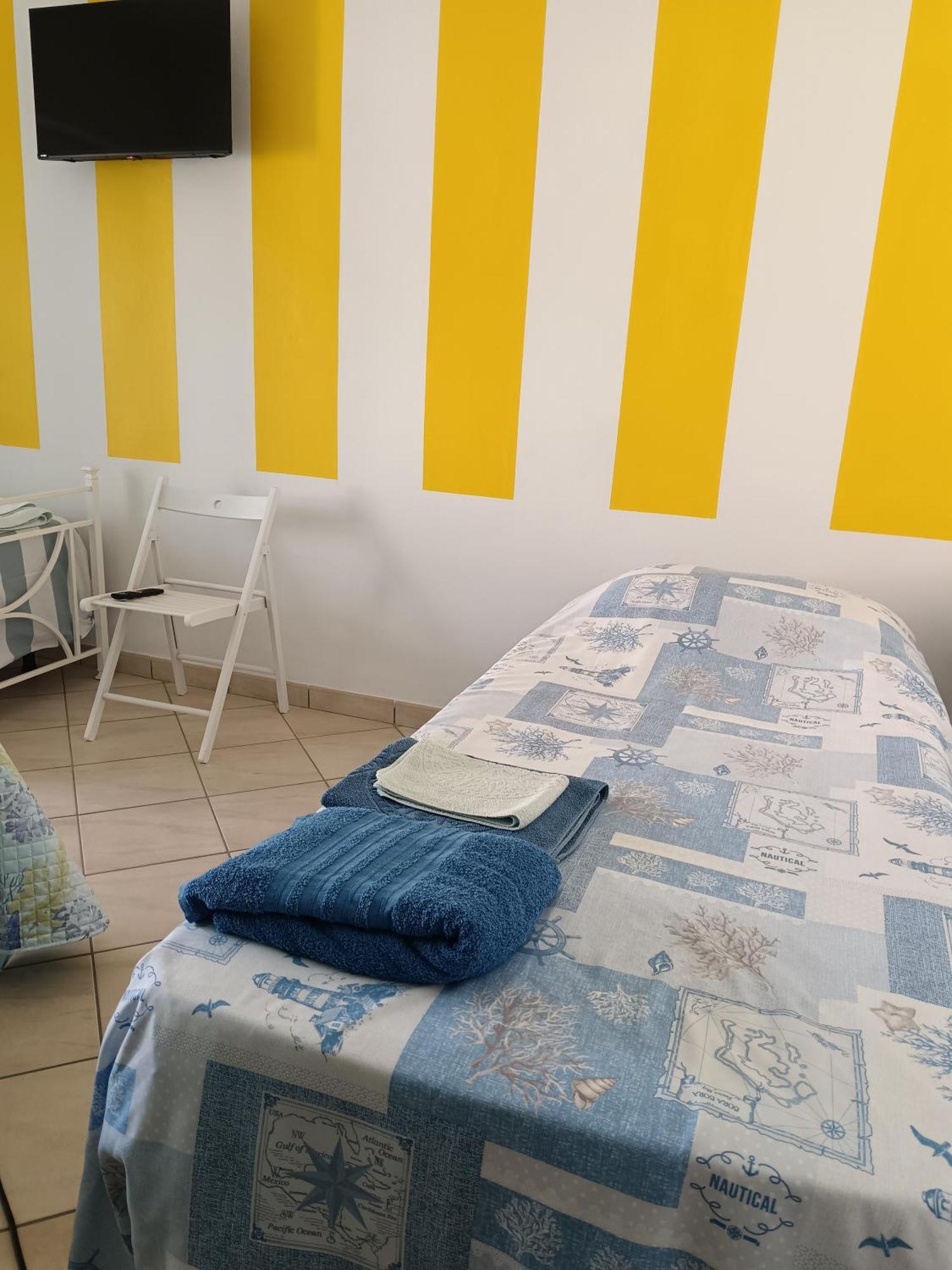 Appartamento A casa di Berna e Tere Venturina Terme Esterno foto
